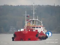 Naftas / Ķīmisko vielu tankkuģis pārdod