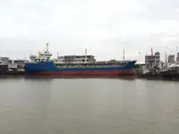 Naftas / Ķīmisko vielu tankkuģis pārdod