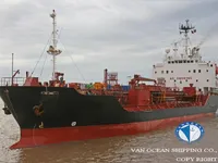 Naftas / Ķīmisko vielu tankkuģis pārdod