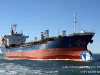 Naftas / Ķīmisko vielu tankkuģis pārdod