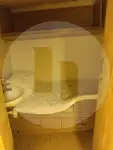 Niršanas atbalsta kuģis pārdod