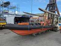 Cietā piepūšamā laiva pārdod