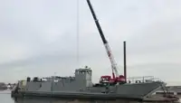 Desanta kuģis, tankkuģis pārdod