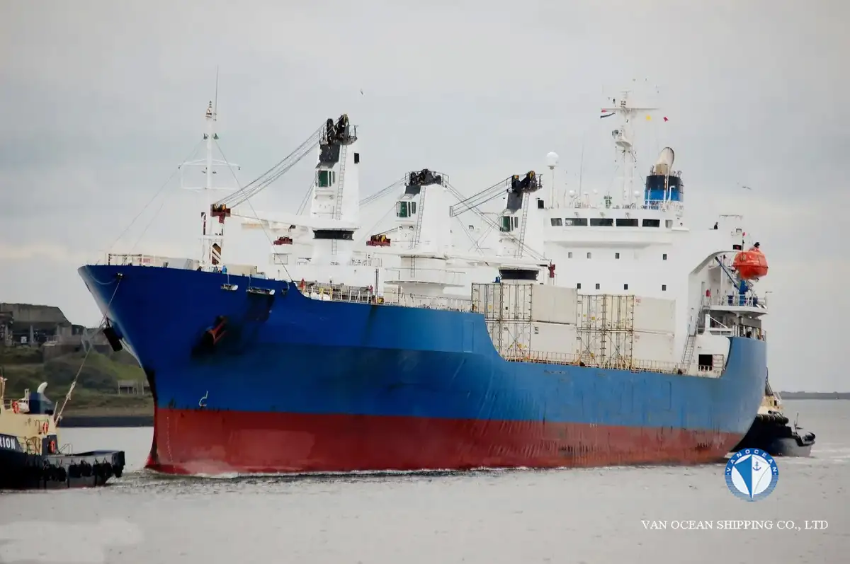 Reefer kuģis pārdod