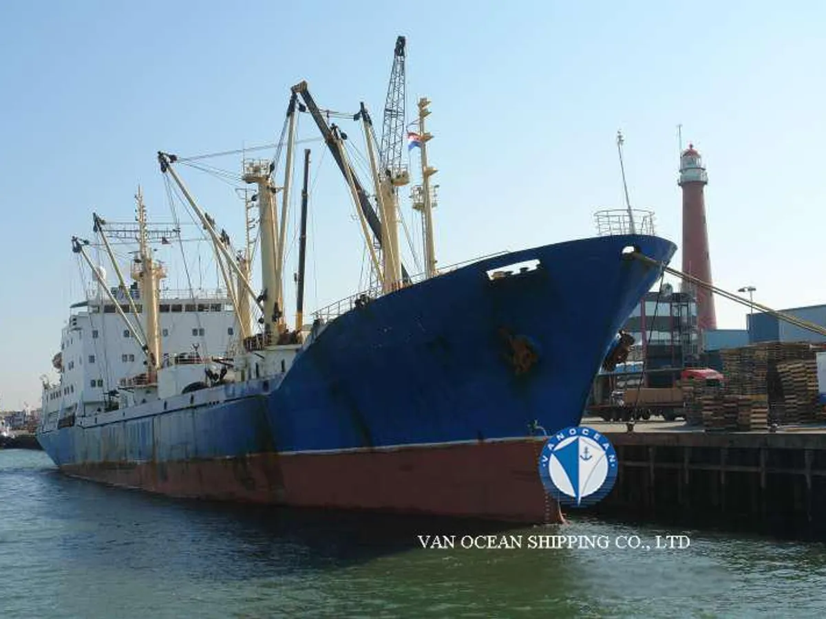 Reefer kuģis pārdod