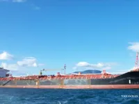 Naftas / Ķīmisko vielu tankkuģis pārdod