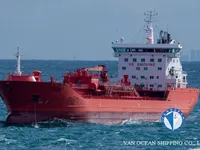 Naftas / Ķīmisko vielu tankkuģis pārdod