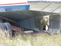 Pasažieru kuģis pārdod