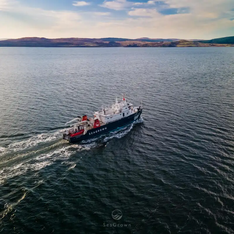 Hidrogrāfiskais kuģis pārdod