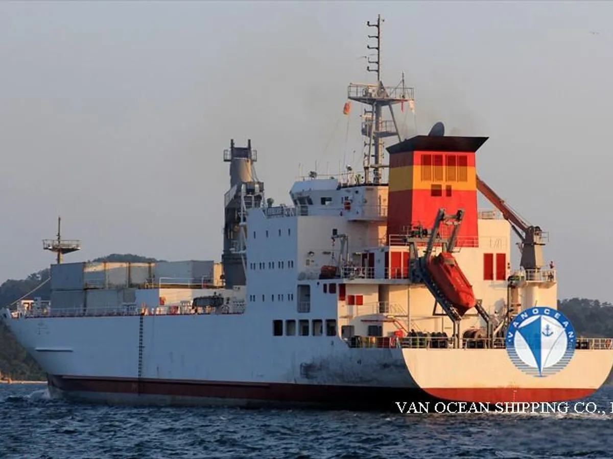 Reefer kuģis pārdod