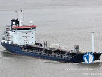 Naftas / Ķīmisko vielu tankkuģis pārdod