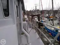 Kuteris pārdod