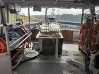 Garā līnija zvejas kuģis pārdod