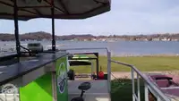 Konteinerkuģis pārdod