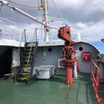 Garā līnija zvejas kuģis pārdod
