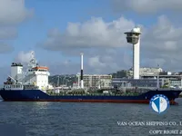 Naftas / Ķīmisko vielu tankkuģis pārdod