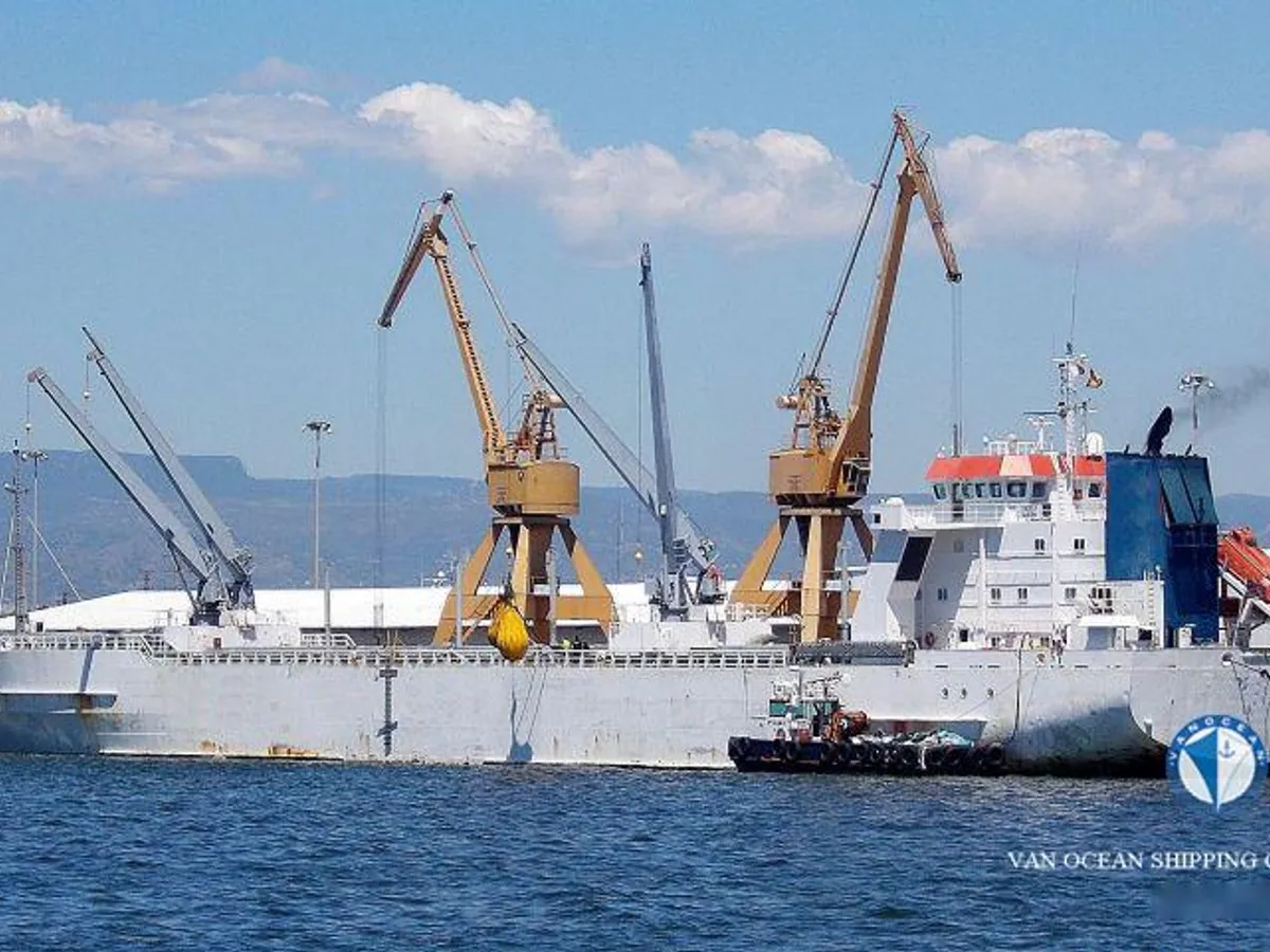 Reefer kuģis pārdod