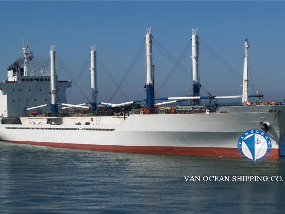 Reefer kuģis pārdod