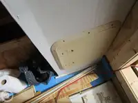 Trallers pārdod