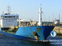Naftas / Ķīmisko vielu tankkuģis pārdod