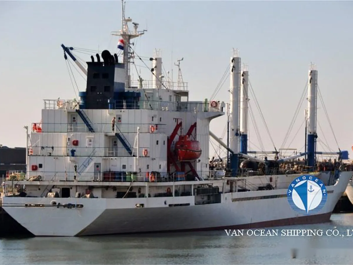Reefer kuģis pārdod