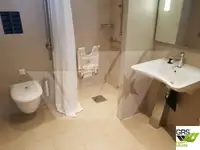 Kruīza kuģis pārdod