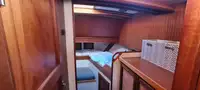 Naftas / Ķīmisko vielu tankkuģis pārdod
