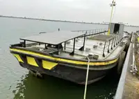 Pontons pārdošanā