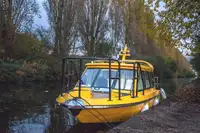 Kruīza-prāmja kuģis pārdod