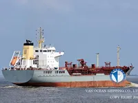 Naftas / Ķīmisko vielu tankkuģis pārdod