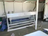 Garā līnija zvejas kuģis pārdod