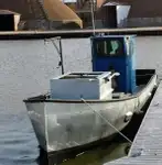 Trallers pārdod