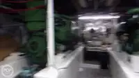Niršanas atbalsta kuģis pārdod