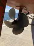 Pilotkuģis pārdod