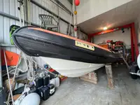 Darba laivas pārdod