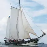 Jahta pārdod