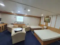 Reefer kuģis pārdod