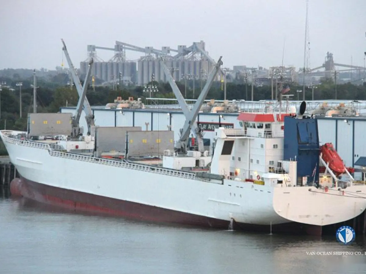 Reefer kuģis pārdod