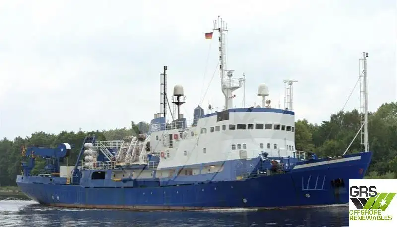 Niršanas atbalsta kuģis pārdod