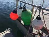 Trallers pārdod