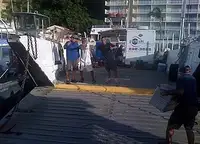 Desanta kuģis, tankkuģis pārdod