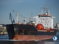 Naftas / Ķīmisko vielu tankkuģis pārdod