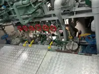 Trallers pārdod