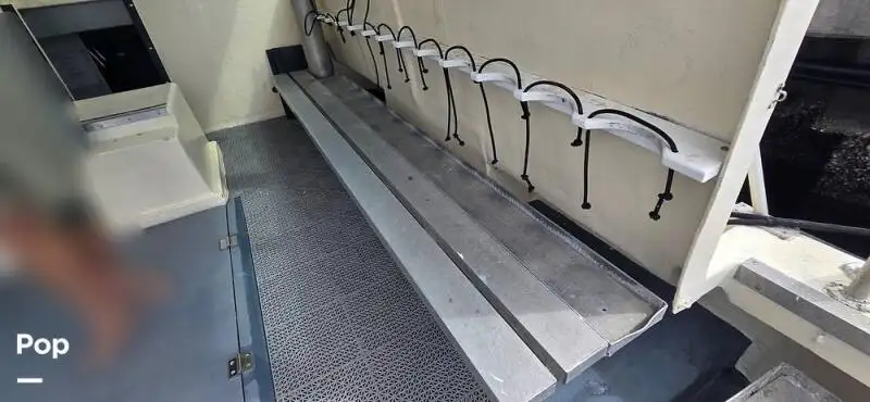 Niršanas atbalsta kuģis pārdod