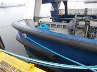 Konteineru kuģis pārdošanā