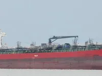 Naftas / Ķīmisko vielu tankkuģis pārdod