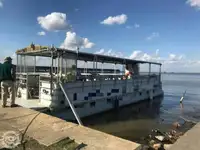 Kruīza kuģis pārdod