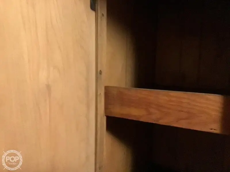 Trallers pārdod