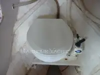 Trallers pārdod