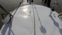 Trallers pārdod